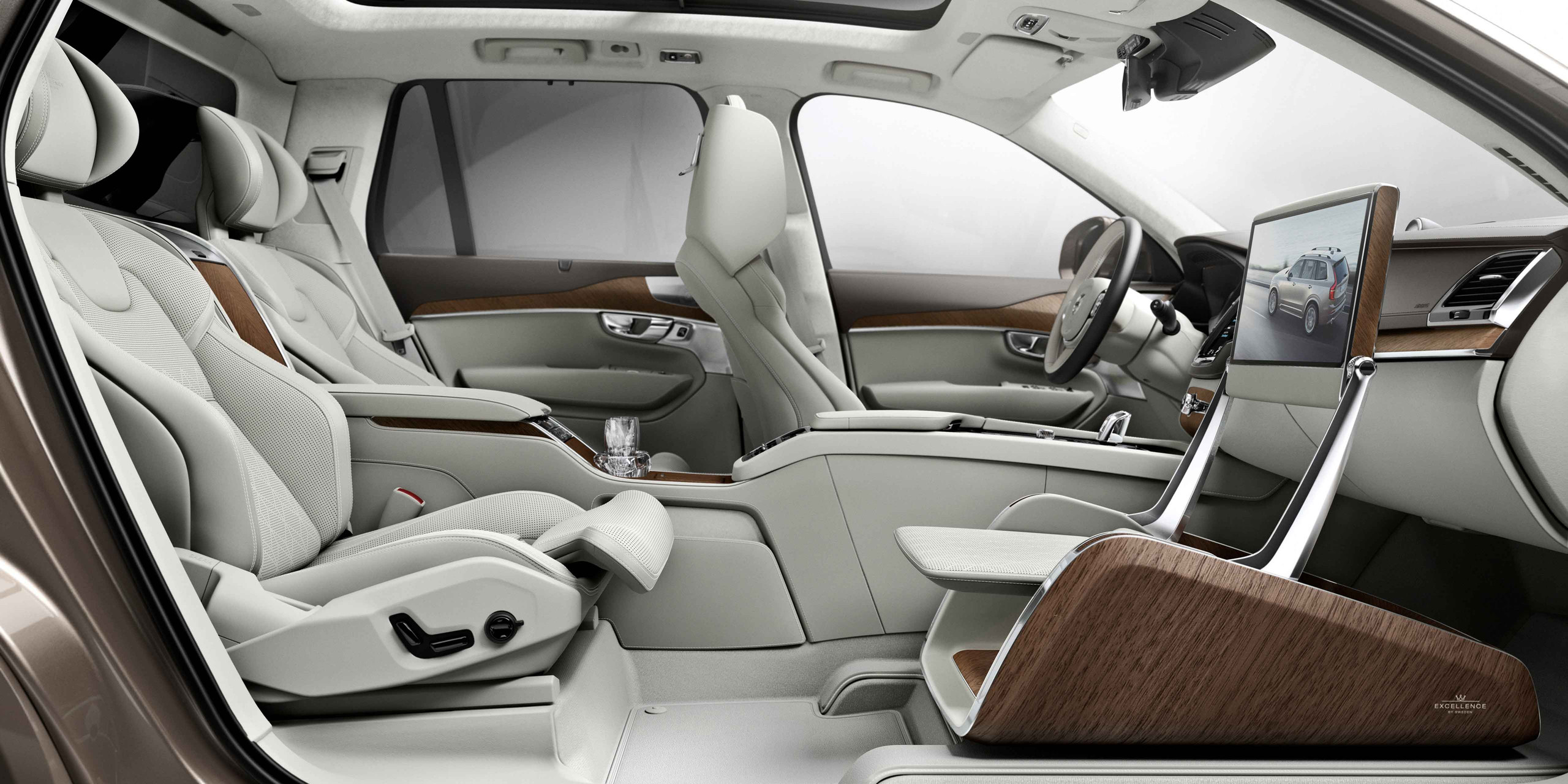 DT10 Cars - Volvo XC90 Excellence Lounge Console
