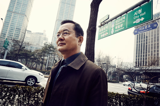 Kim’s epiphany came when he read an illegal ebook retrieved from a South Korean hard drive. “That was the starting point of the logic shifting in my brain,” he says. “I began to understand the nature of dictatorship.”
